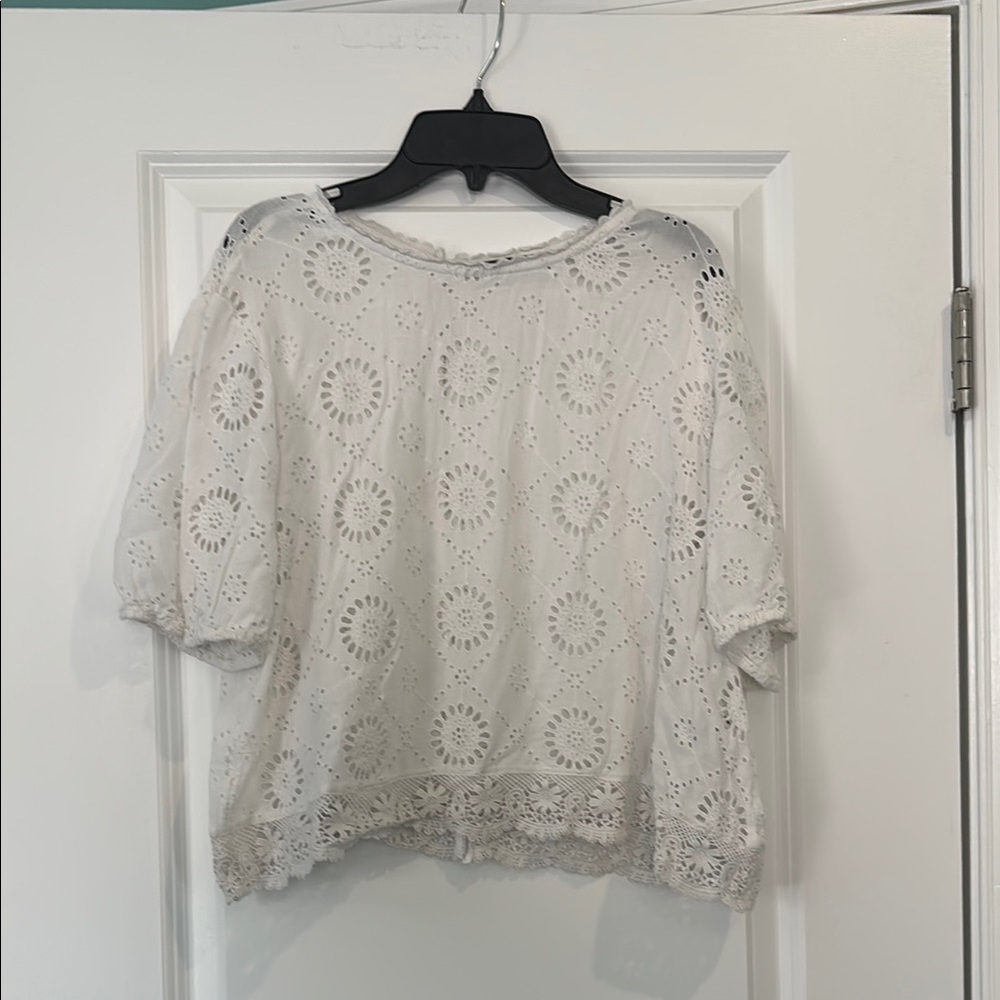 A&F White Eyelet Women's Top